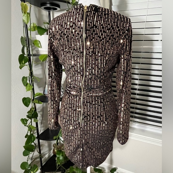 Quiz Elegant Black and Gold Sequin Dress - NWT - Picture 5 of 5